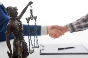 وکیل کلاهبرداری